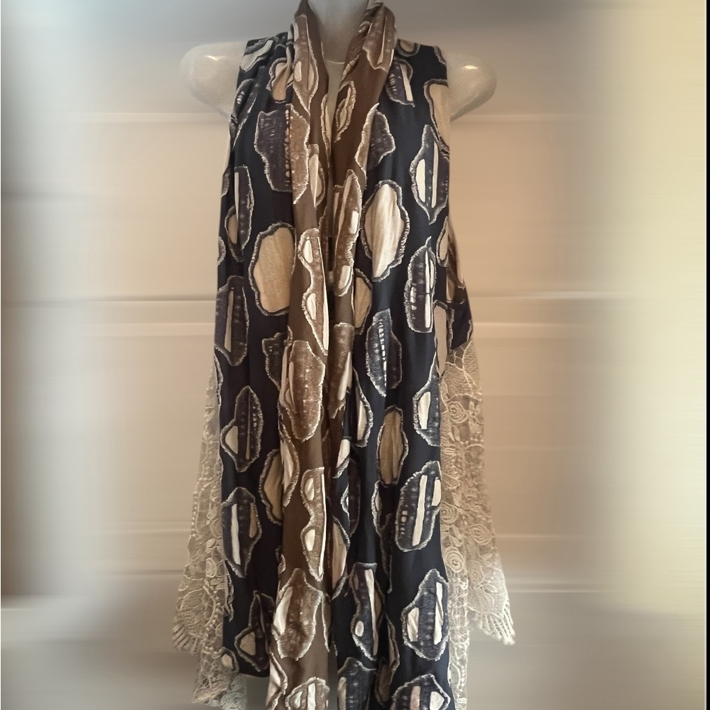 Atmosphere cartigan in Brown and Cream